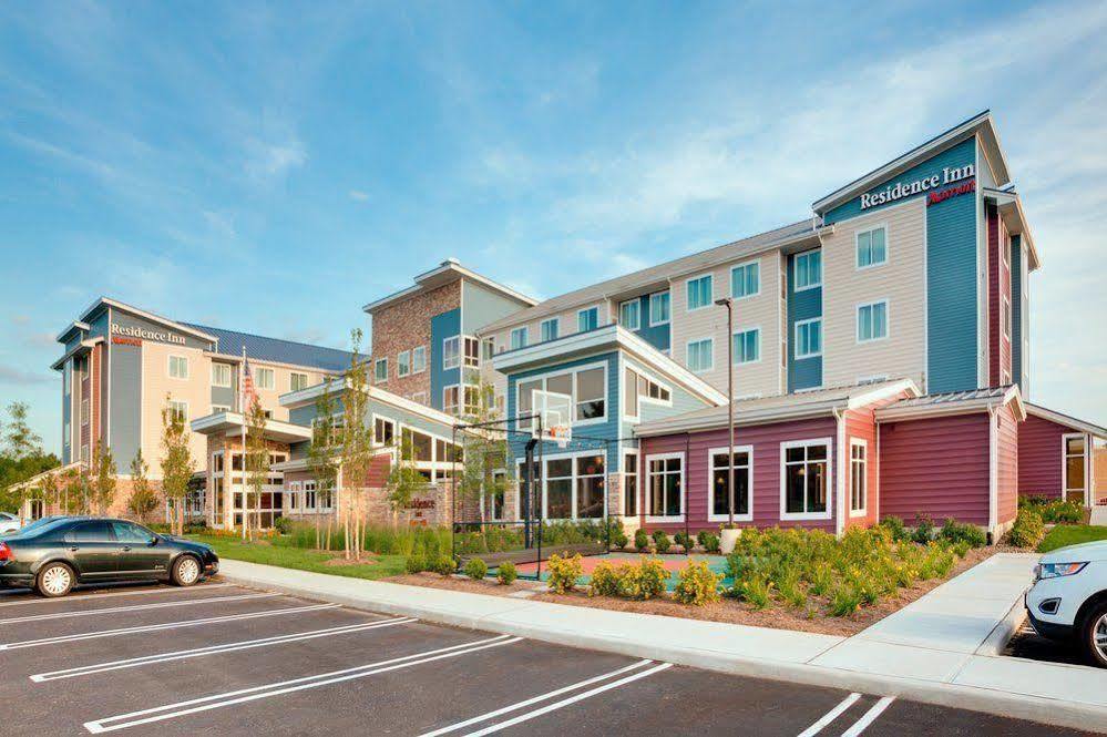 Courtyard By Marriott Kingston Hotel Buitenkant foto